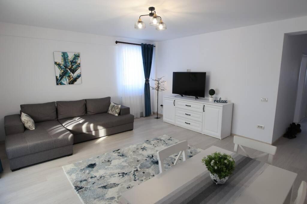 Apartment White Gura Humorului, Bucovina, Voronet Gura Humorului